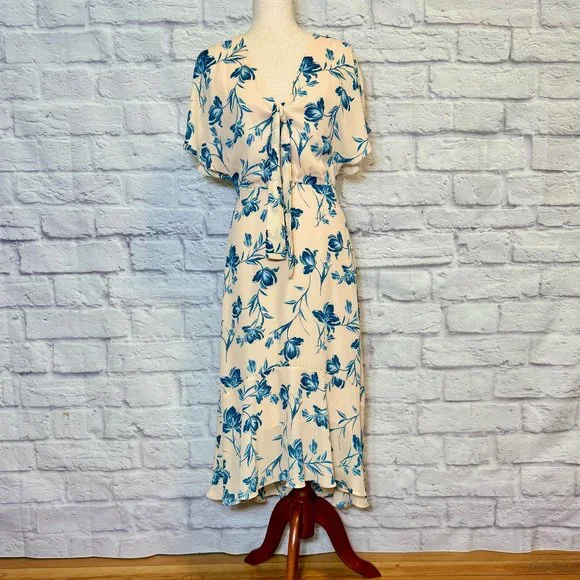 chelsea28 midi dress Chelsea28 Floral Sleeveless Fit & Flare Midi Dress - Blue Floral
